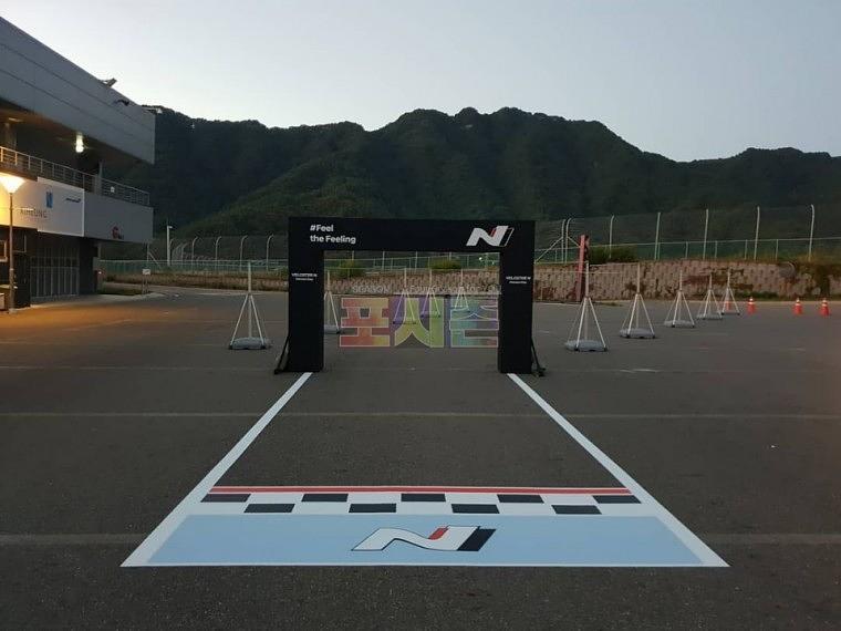인제스피디움 벨로스터N행사 제작및시공ㆍ철거