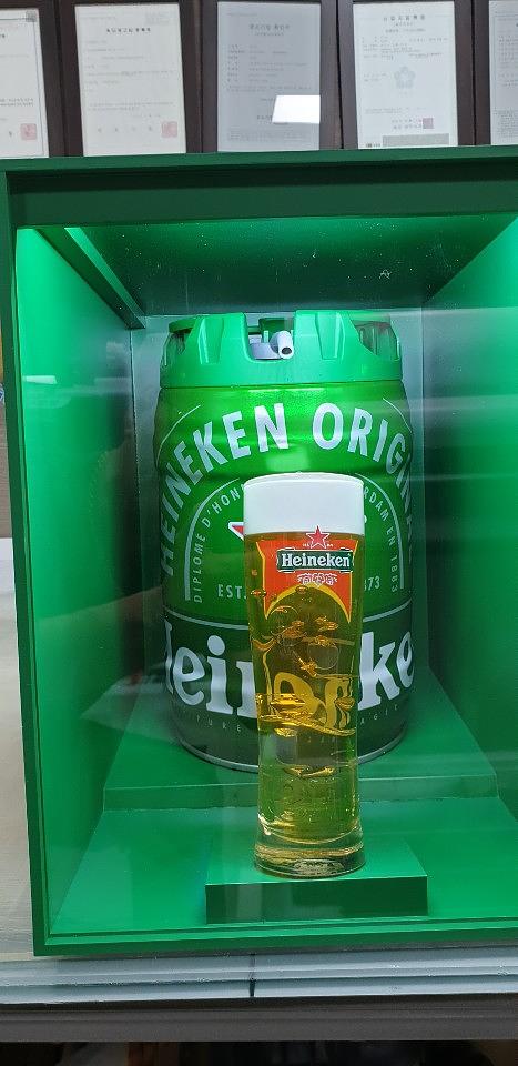 전국이마트매장/하이네켄맥주 ㆍ아크릴매대 ㆍ제작ㆍ시공