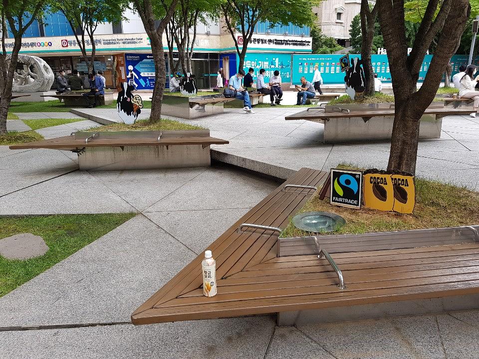 Ben & Jerry's 을지로 야외광장 포맥스 팻말 제작 시공