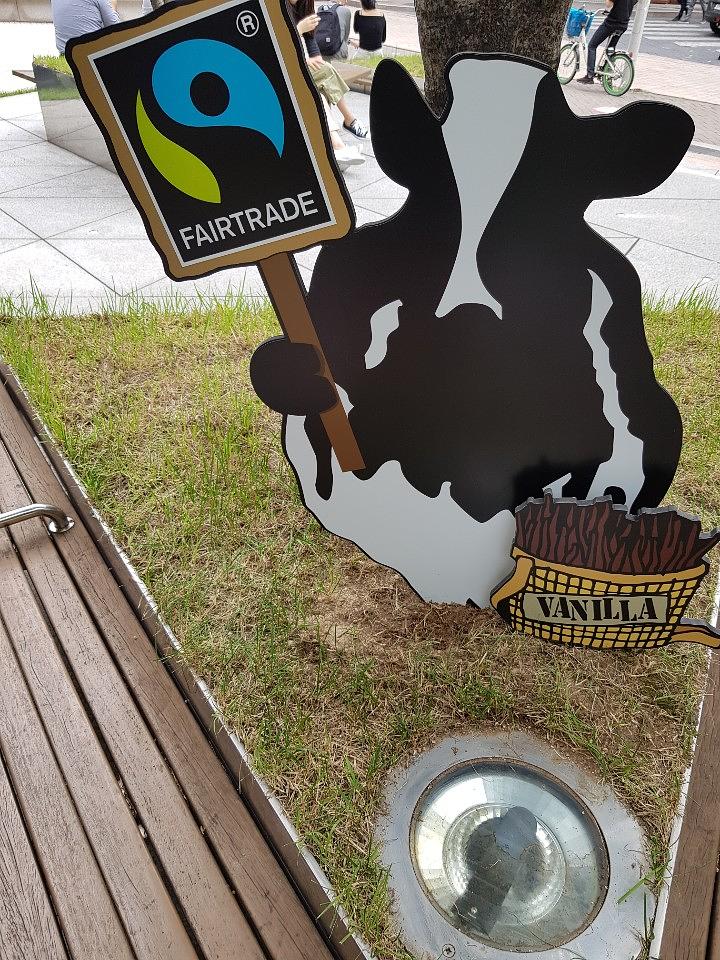 Ben & Jerry's 을지로 야외광장 포맥스 팻말 제작 시공