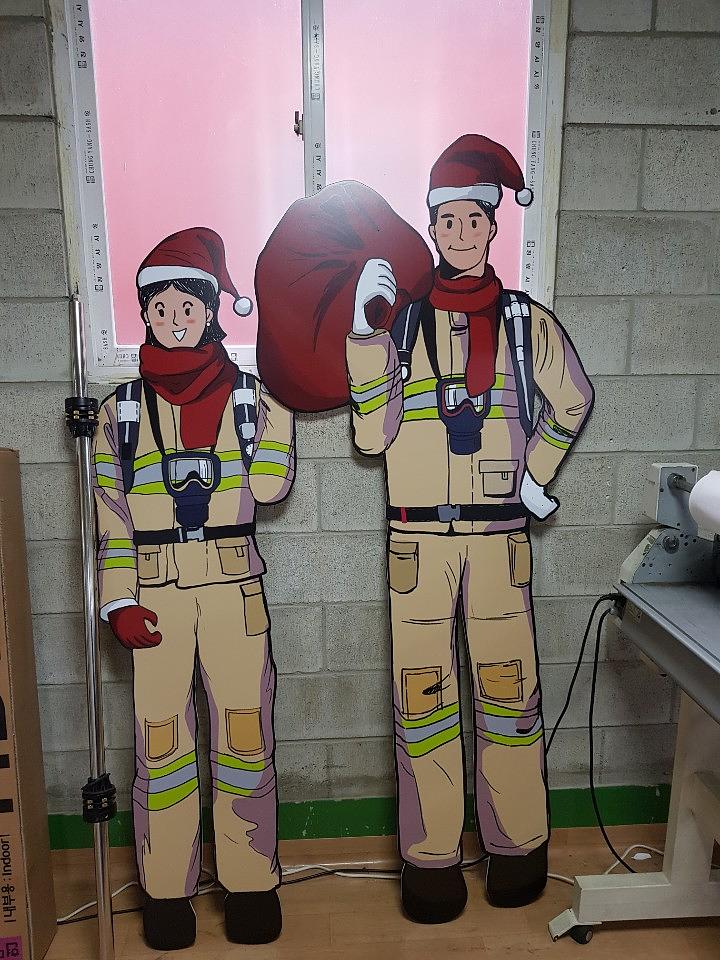 크리스마스 소방관 등신대