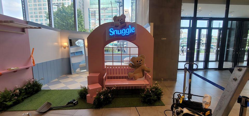 Snuggle 사인물 제작 및 시공