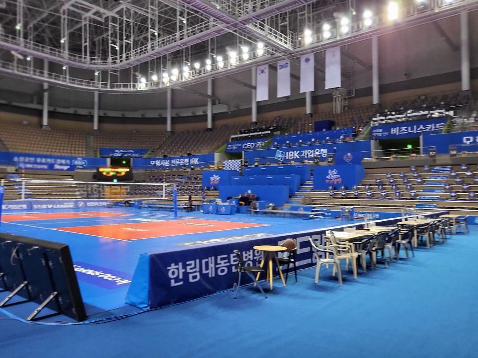 IBK 기업은행 알토스배구단 /화성실내체육관 사인물 제작 및 시공