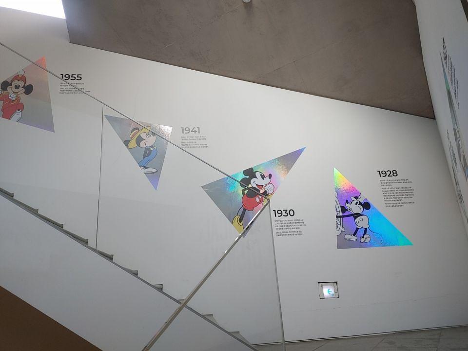 1월 5일. 종로 · 아이디어플랩건 / 제작 및 시공