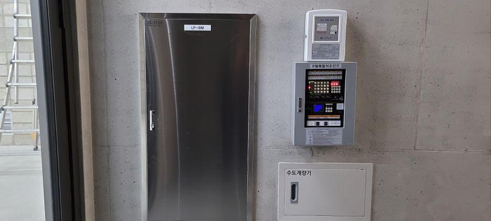 1월 20일 서초동 준공사인. 제작 및 시공