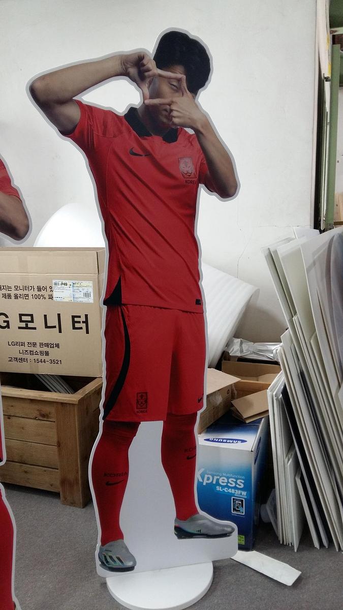 등신대 / 제작 및 시공