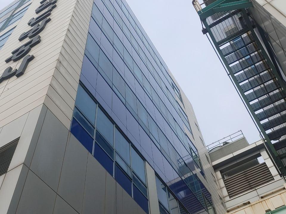 3월24일 한국지역난방공사 유리창 전체랩핑 제작및시공