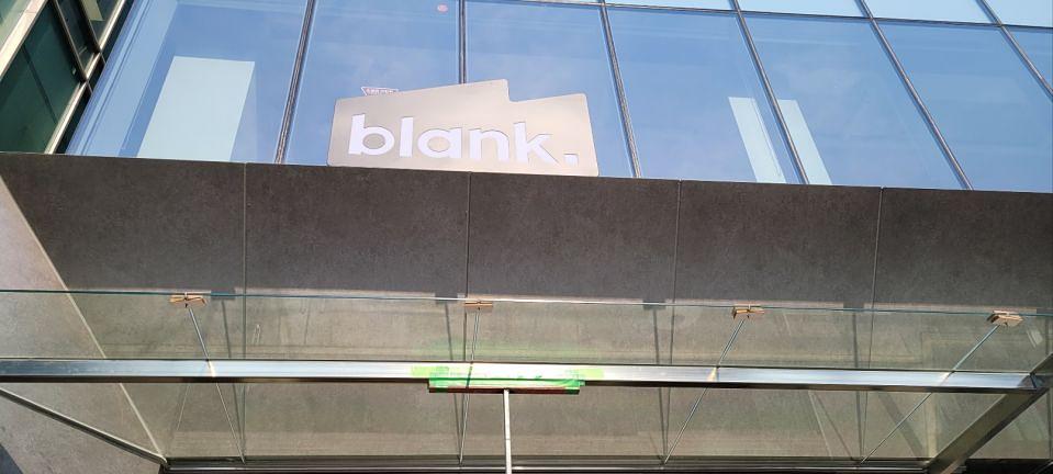 2월23일 언커먼. 역삼동. blank 제작및시공