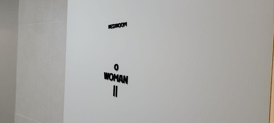 2월23일 언커먼. 역삼동. blank 제작및시공