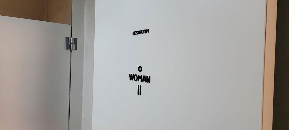 2월23일 언커먼. 역삼동. blank 제작및시공