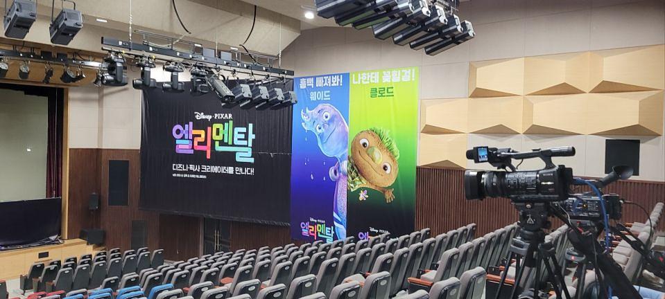 5/31 홍익대학교 홍문관행사 UV출력및 시공