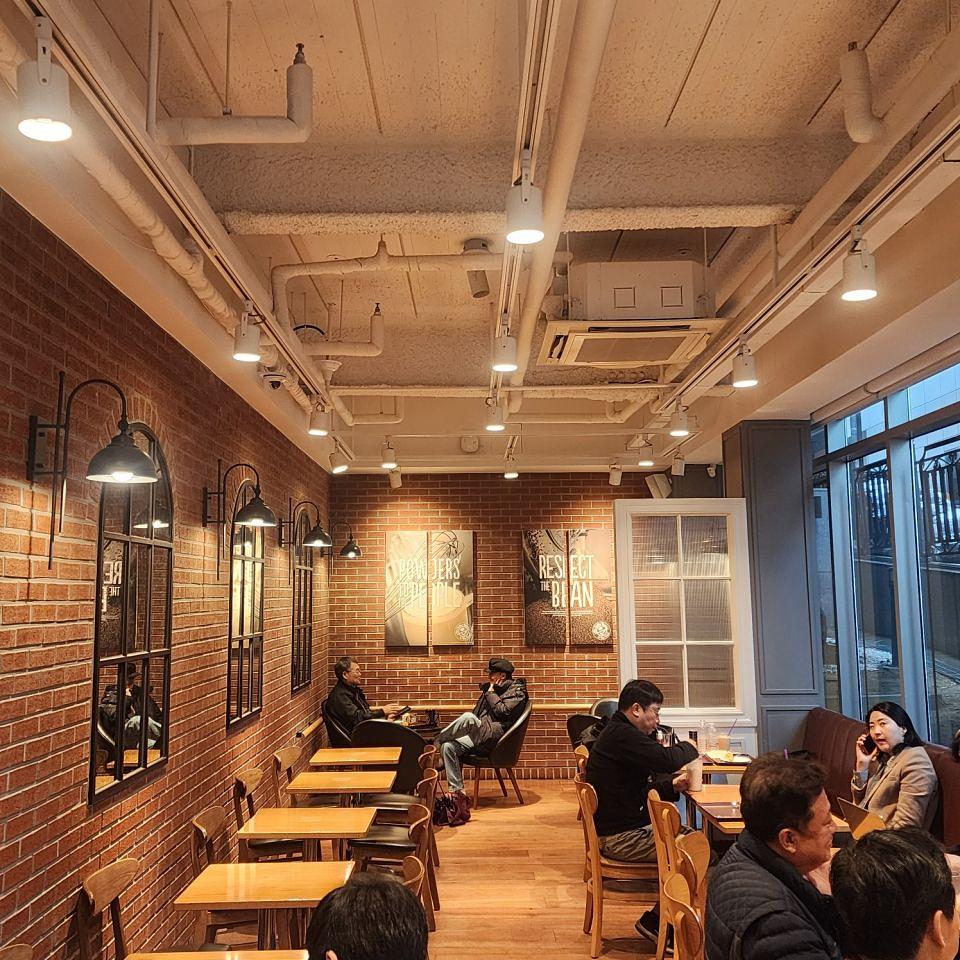 2/15 커피빈 태광타워점 제작 및 시공