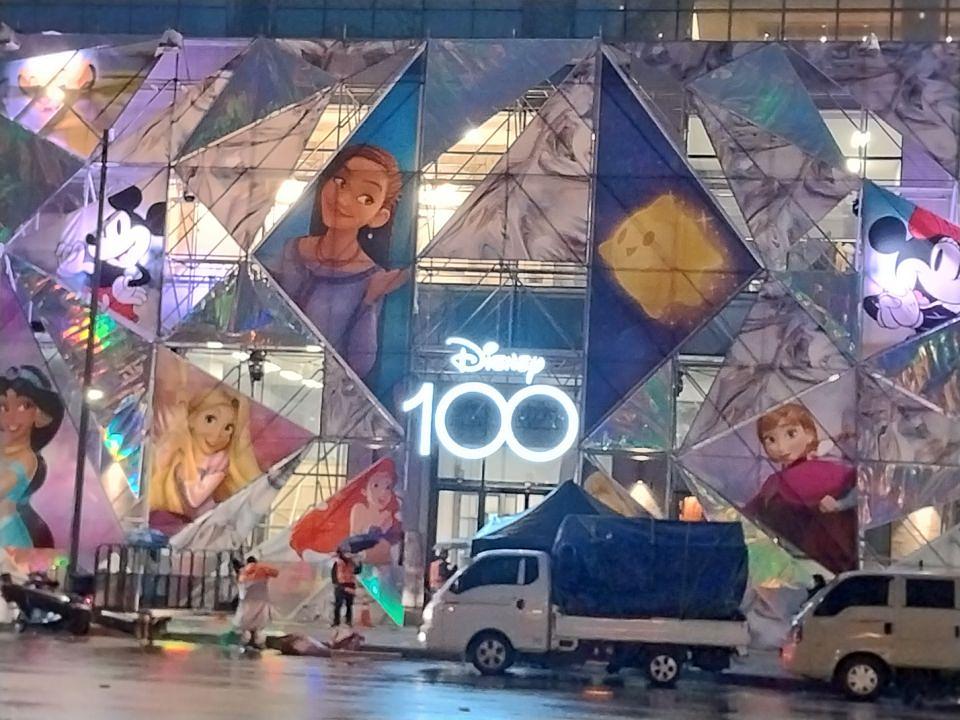 12/14 디즈니 100주년 팝업하우스 제작 및 시공
