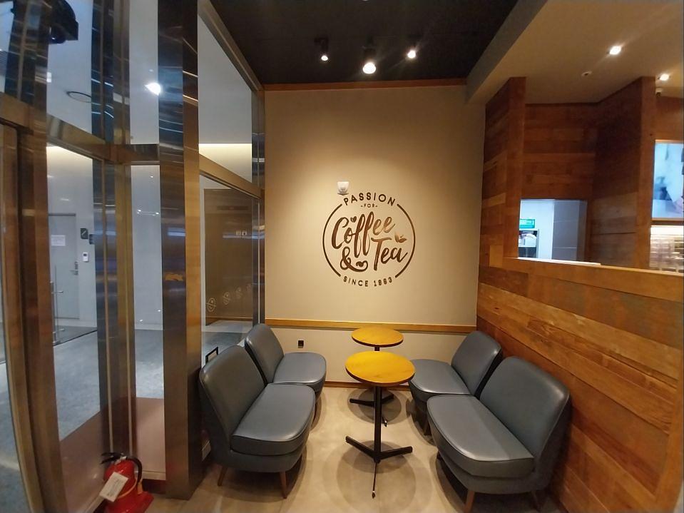 11/1 커피빈 상암한국지역정보개발원점 제작 및 시공