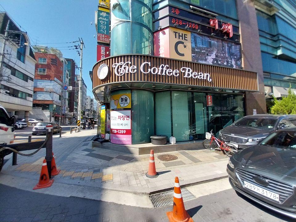 2025/07/11 커피빈/안양역 제작 및 시공