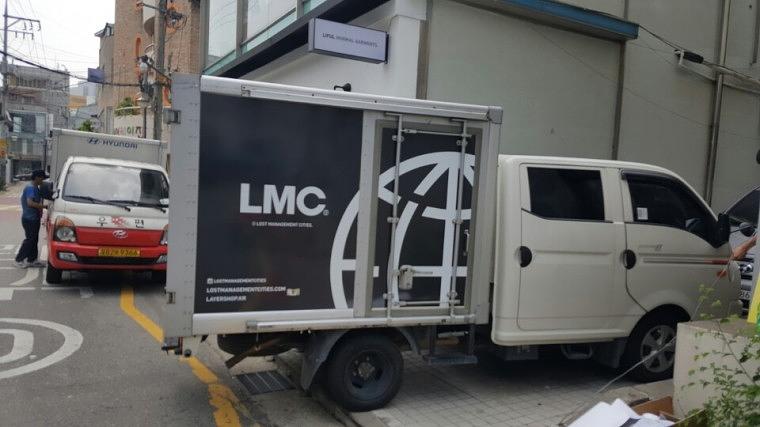 LMC 탑차 부분랩핑