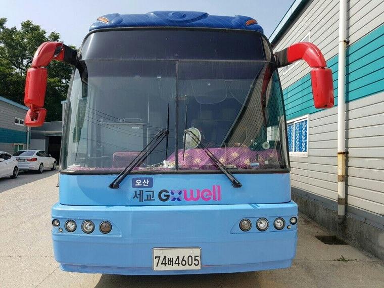 오산세교지웰 버스 풀랩핑 2대