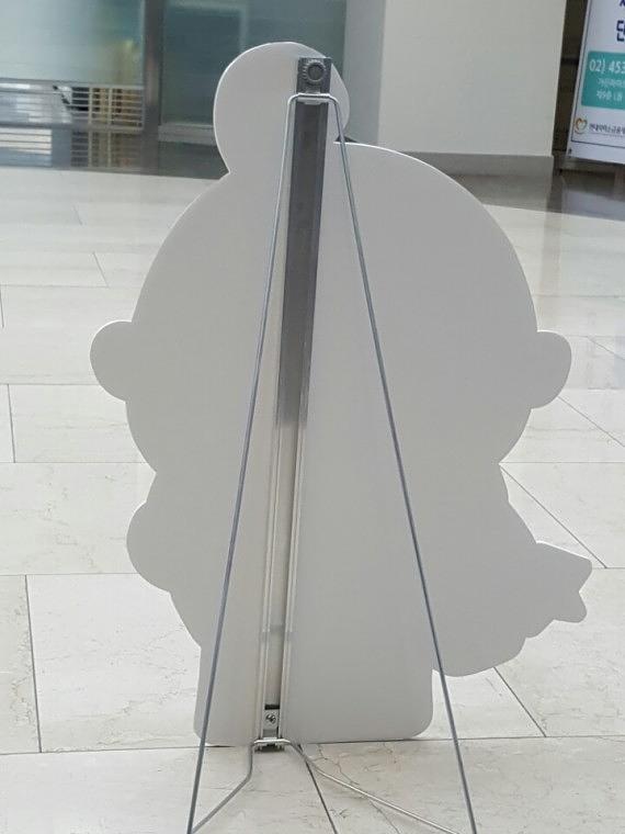 상명대학교 만화캐릭터학부 폼보드 등신대